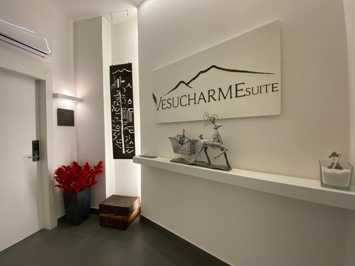 Vesucharme Suite Luxury Room Nápoles Exterior foto