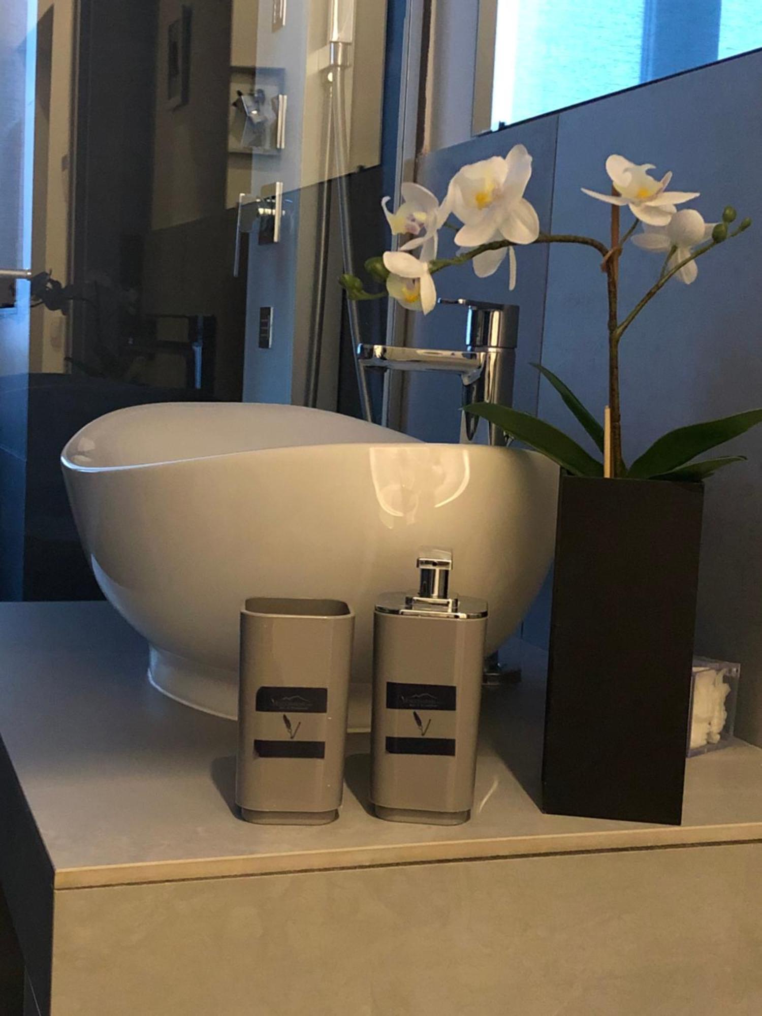 Vesucharme Suite Luxury Room Nápoles Habitación foto